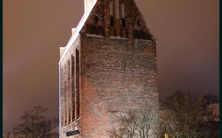 Der Luntenturm im Winter. Foto: Kolberg-Café