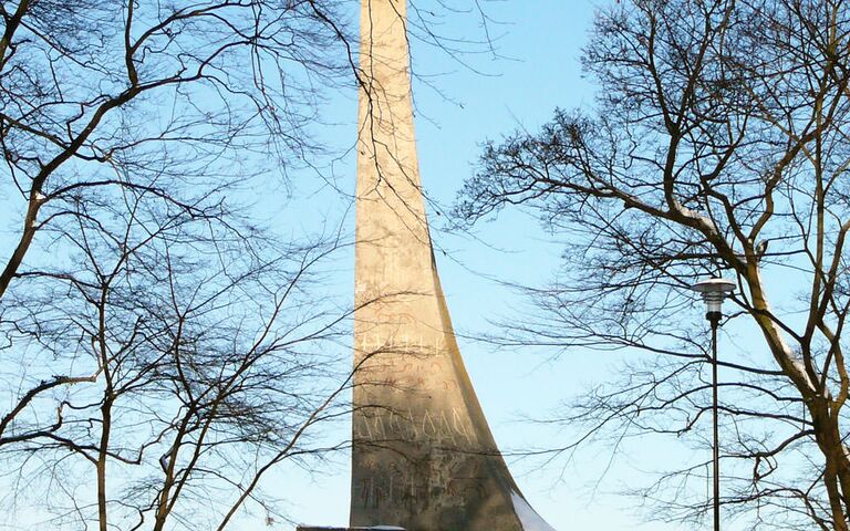 Denkmal zur Vermählung von Kolberg mit dem Meer.