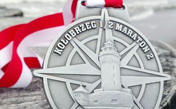 Am Ziel gibt es die Medaille. Foto: Stephan Schillhaneck-Demke